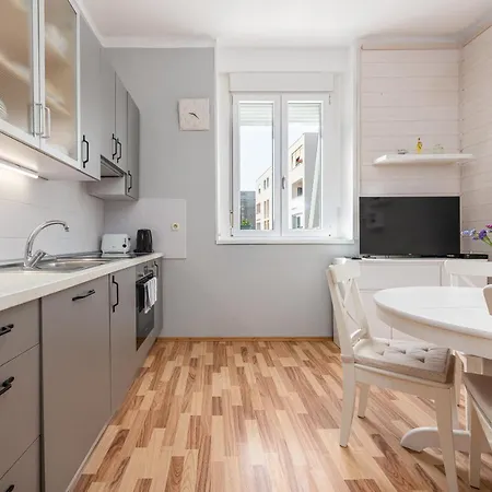 Stray Apartment